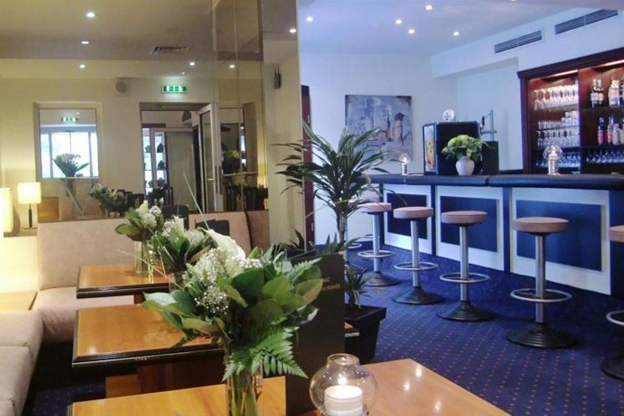 Trip Inn Hotel Esplanade Düsseldorf Exterior foto